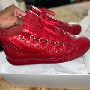 Balenciaga “Arena” Sneaker